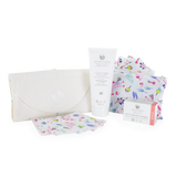 lingettes lavables, pochette imperméable, poche interne à la trousse, lait de toilette 200ml, savon. Licornes